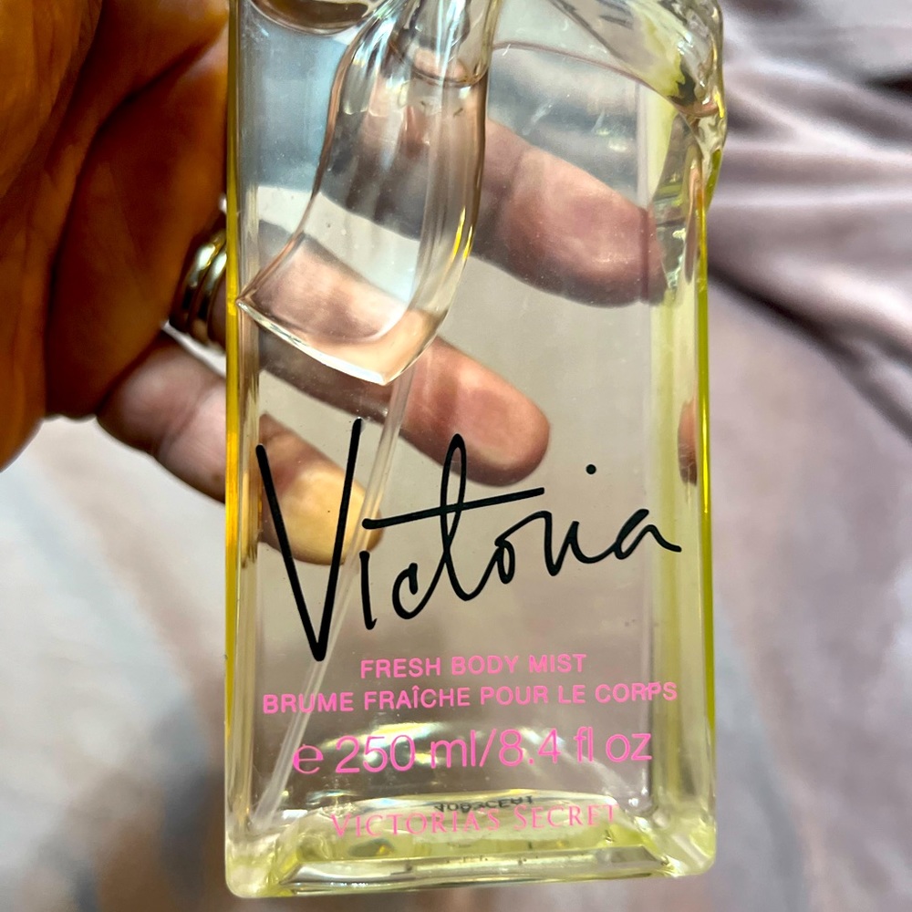 Victoria secrets body mist